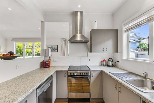 64 Mccullough Avenue Mount Roskill_4