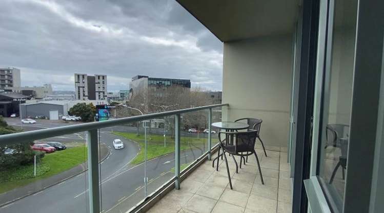 15a/88 Cook Street Auckland Central_3