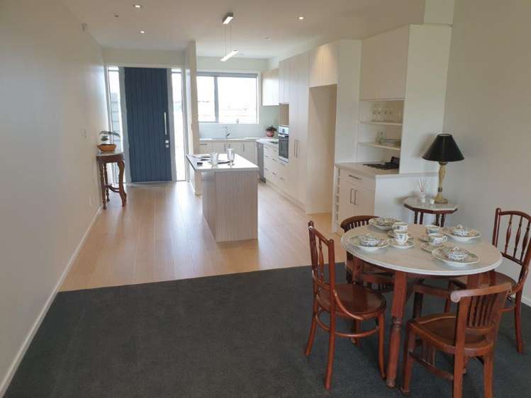 8 Atatu Lane Wigram_6