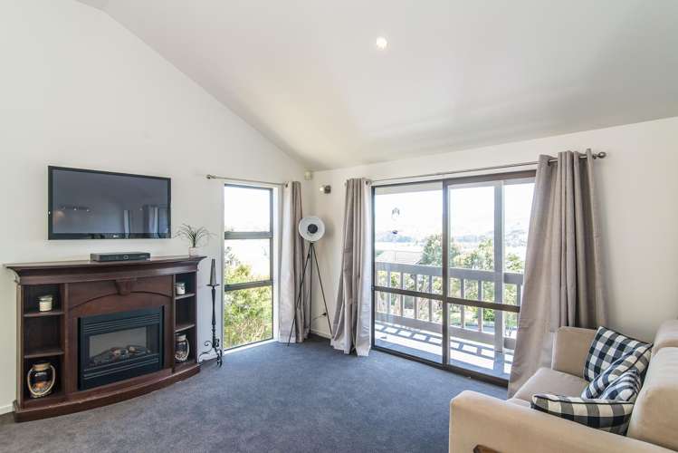 28 The Crowsnest Whitby_8