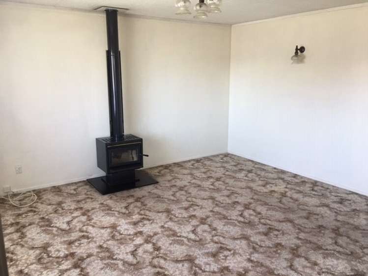 214 Warwick Road 10490_3