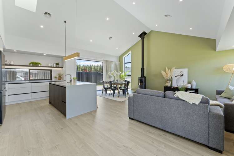 38 Henderson Drive Alexandra_10