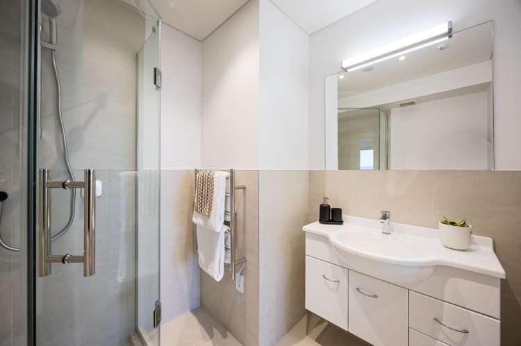 2C/8 Rugby Road Birkenhead_13