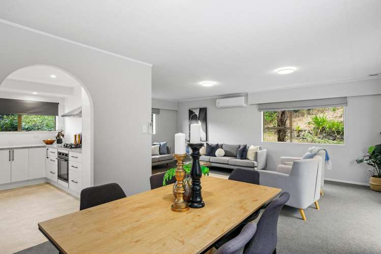 8 Bogle Grove Stokes Valley_6