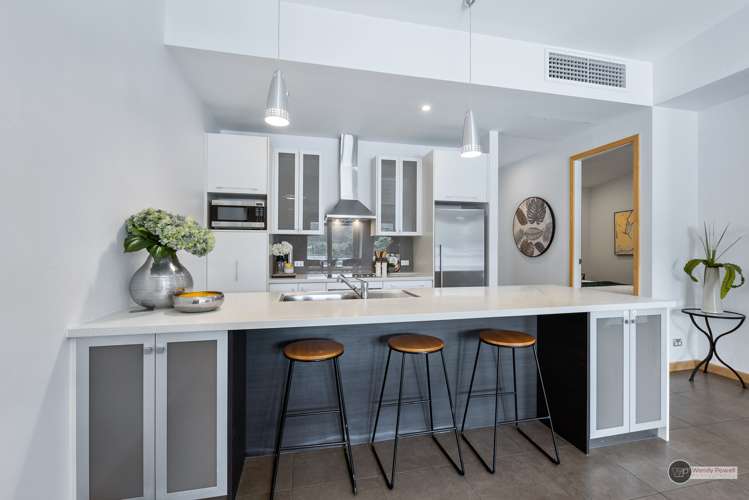 2/5 Raroa Road Lower Hutt_5