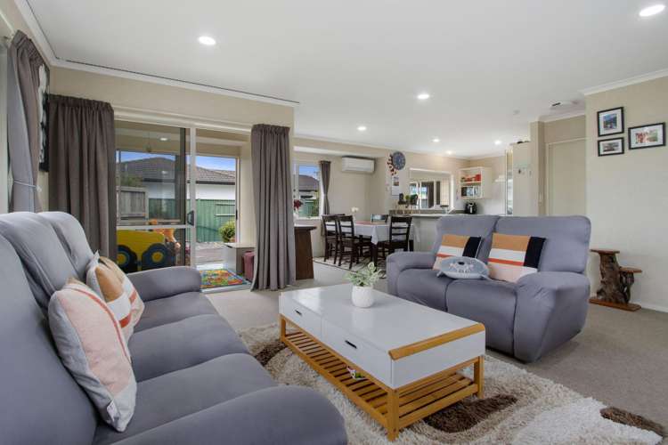 11 Donegal Place Katikati_2