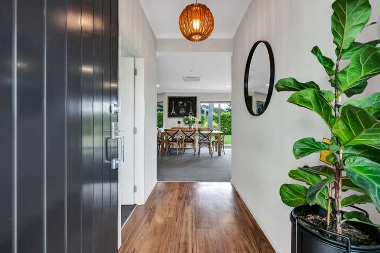 3 Condor Crescent Bell Block_20