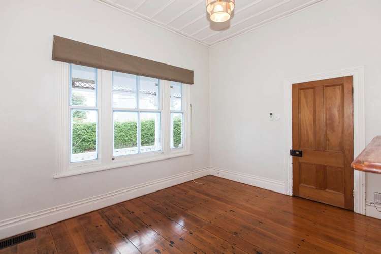 12 Mount Smart Road Royal Oak_11