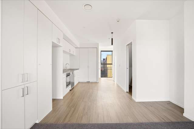 3/4 Waverley Street Sydenham_4