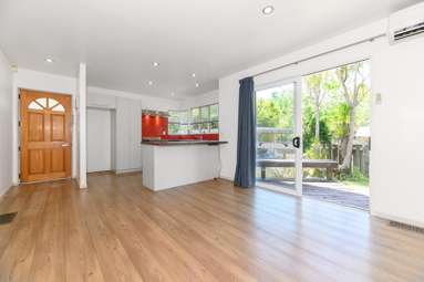 2/79 Mountbatten Avenue_1