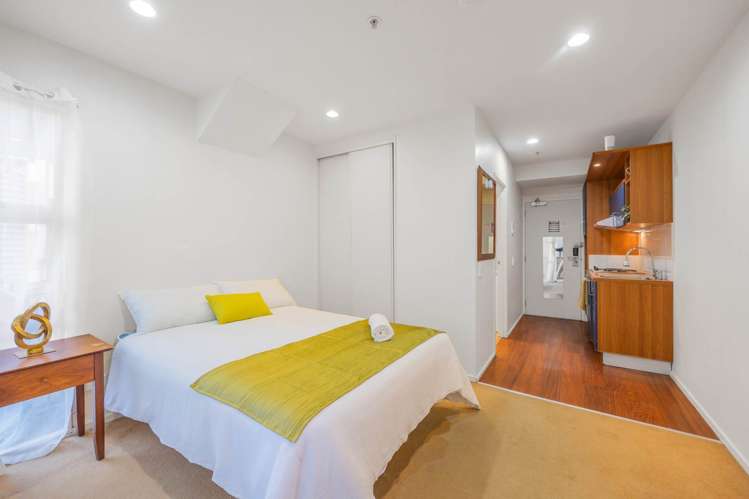 9G/82 Wakefield Street City Centre_1