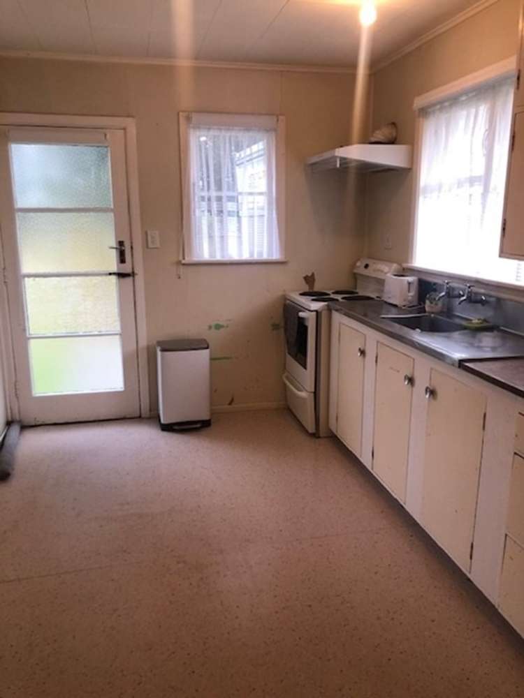 1/8 Ararino Street 11322_3