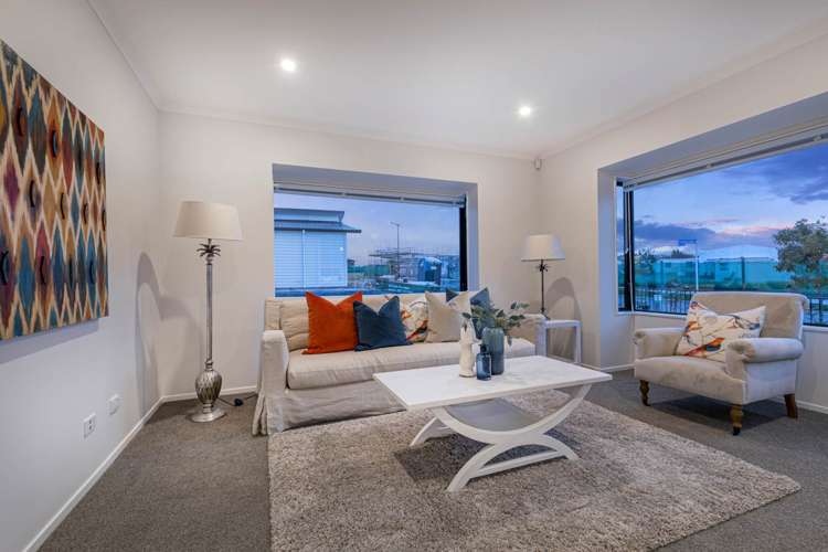 1 Louisa Lane Wainui_5