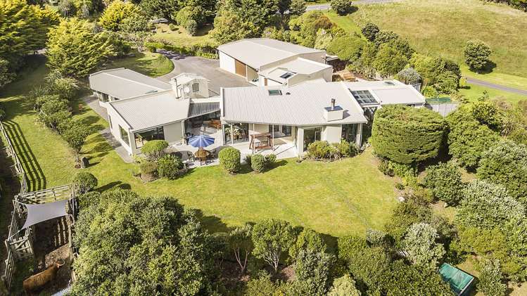 12 Gladys Scott Place Tawa_41