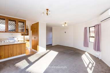 3/28 Logan Street_1