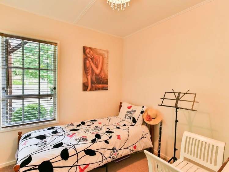 19 Malvern Avenue Atawhai_15