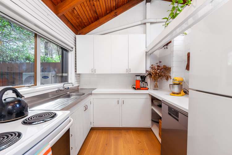 2/20 Blockhouse Bay Road Avondale_5