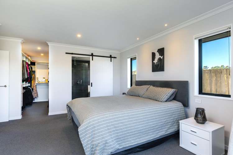 17 Catalina Crescent Burleigh_17