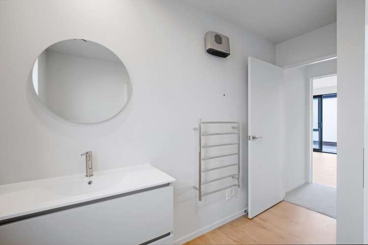 2/491 Halswell Road Halswell_6
