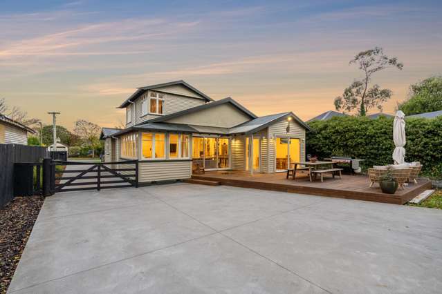 Grand Proportions, Modern Finishes