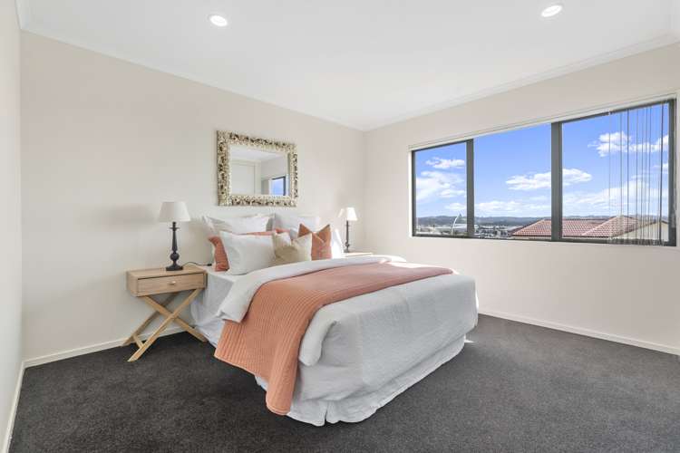 42 Black Teal Close Unsworth Heights_15