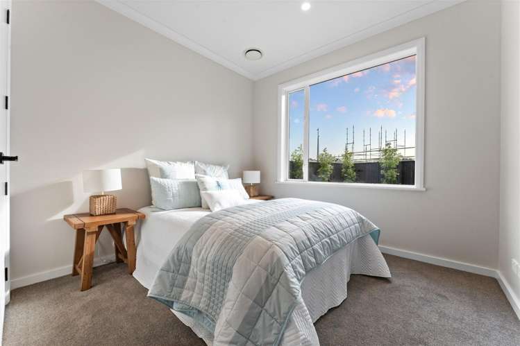 98 Tukutata Crescent Milldale_16