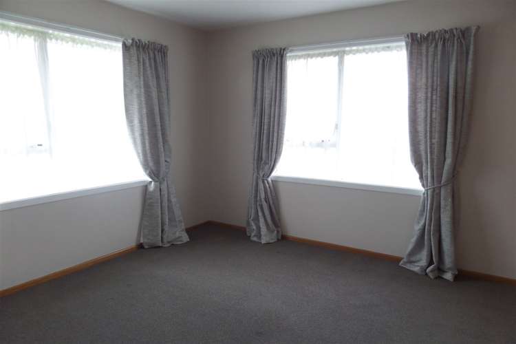 12 Denise Crescent Hornby_5