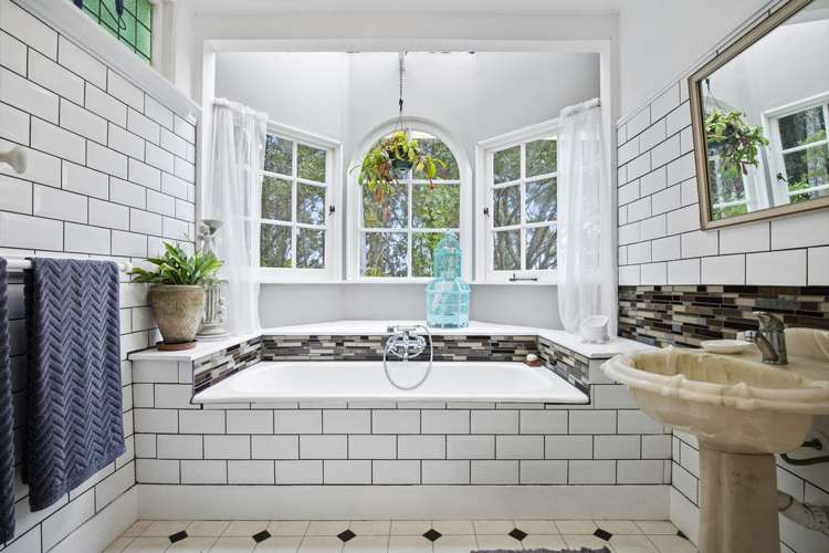 2431 Awhitu Road Awhitu_14