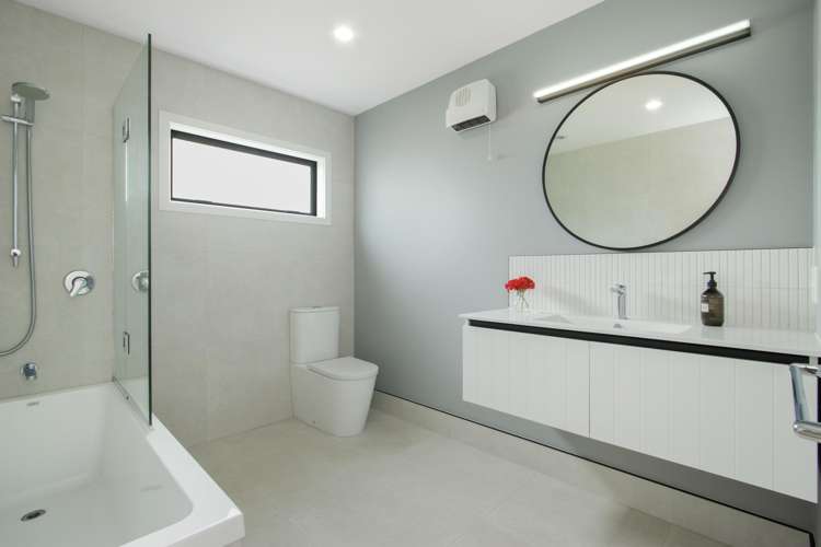 97 Morton Road Aongatete_21