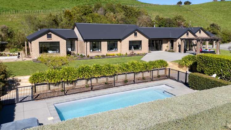 178 Whitehall Road_0