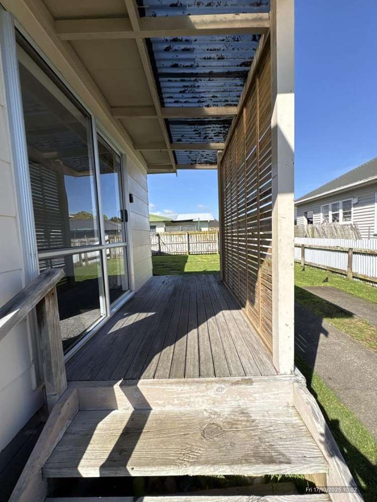 14 Guy Avenue 10516_8