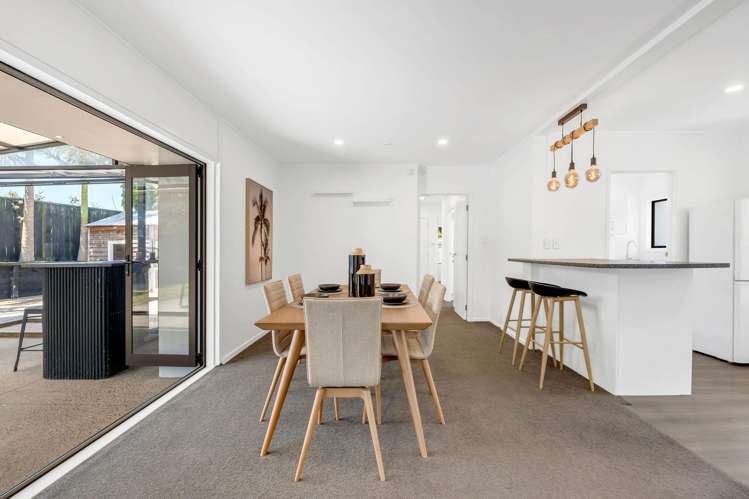 12 Quibray Place Botany Downs_7