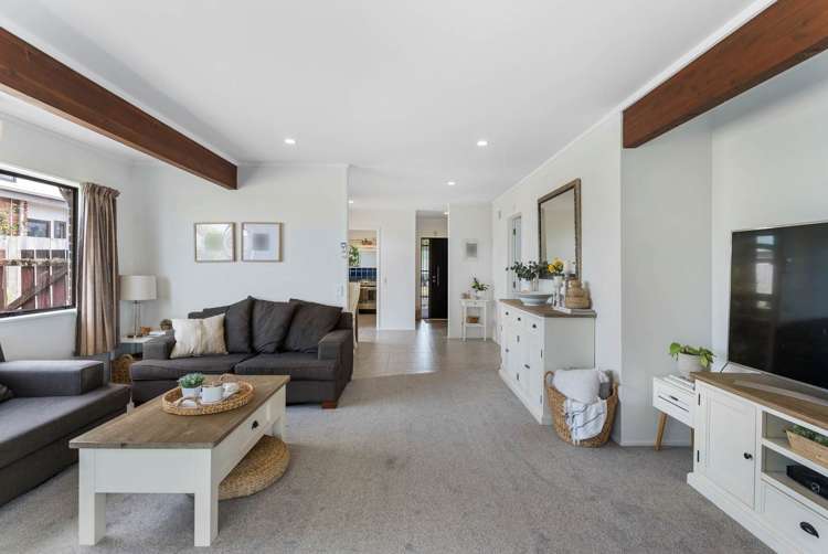 1/11 Hall Road Glenfield_6