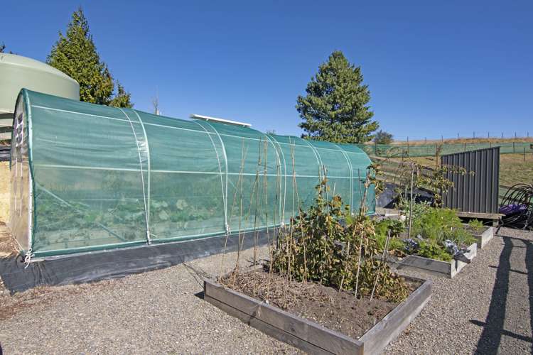 98 Totara View Road Wakefield_27