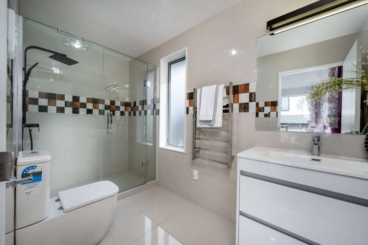 40 Hangahai Road Flat Bush_17