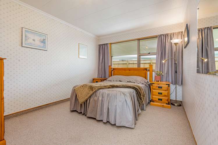 16 Suffolk Crescent Feilding_10