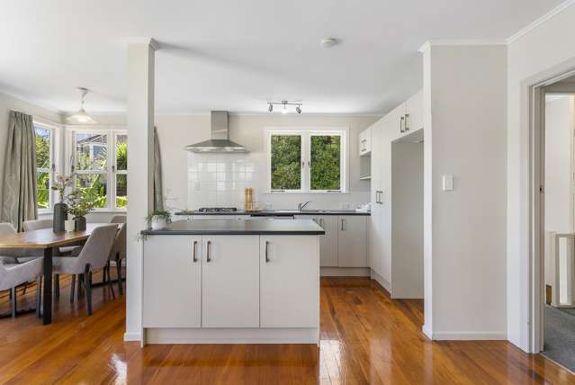 4 Webb Place Forrest Hill_4