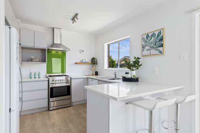 2/7 Alana Place Mount Wellington_3