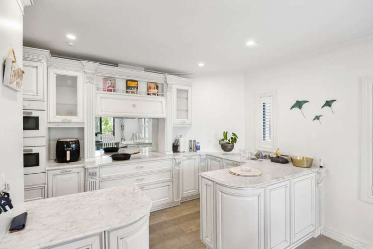 1/177 Hurstmere Road Takapuna_8