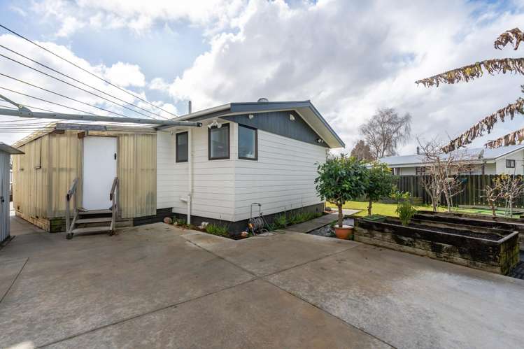 34B Odlin Crescent Nawton_13