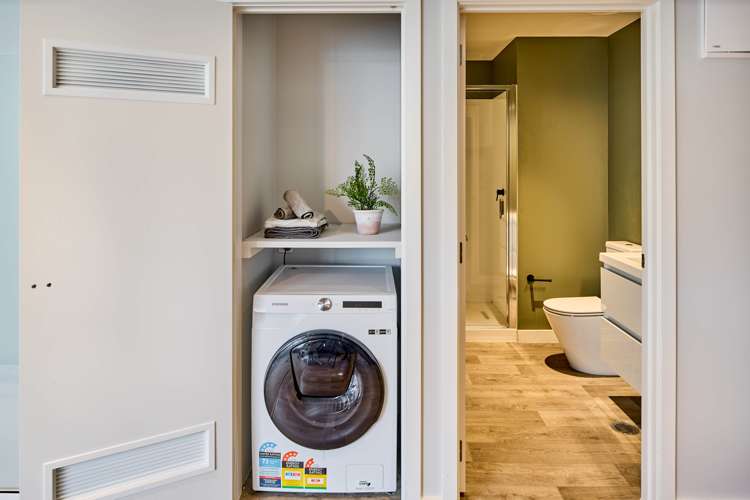 110/14 Laings Road Lower Hutt_9