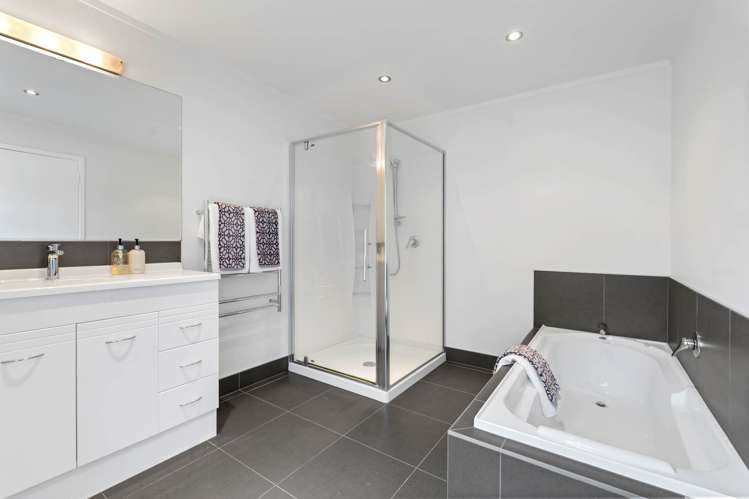 14 Oban Road Browns Bay_14