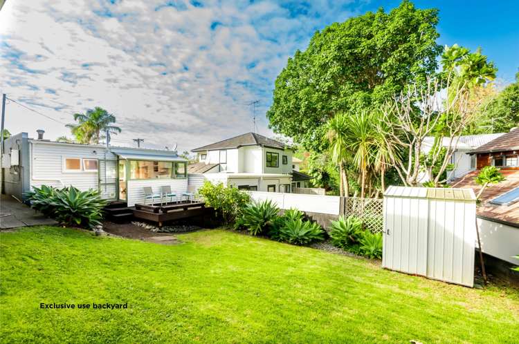 2/68 Hawera Road_5