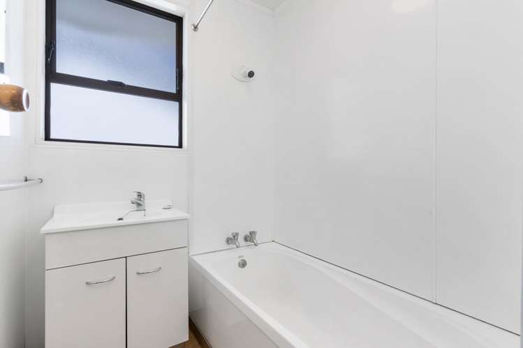 2/40 Ingram Street Papakura_13