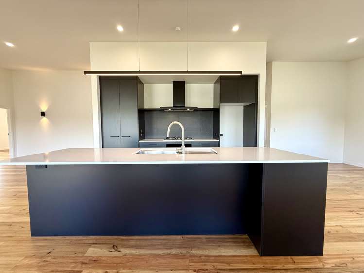 2/19A East Street Raglan_4