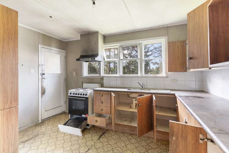 381 Wairau Road Totara Vale_8