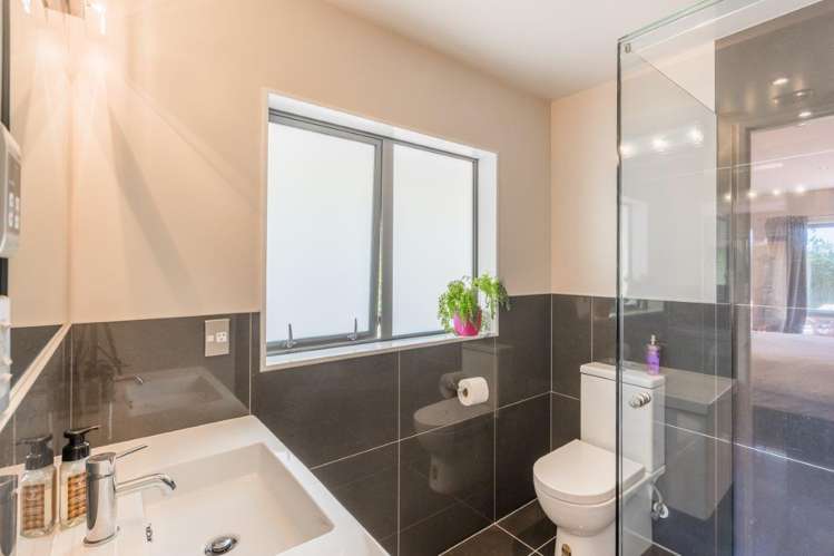 8 Otupoa Way Paraparaumu_15