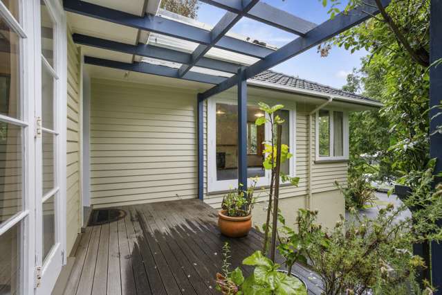 2 York Road Titirangi_3