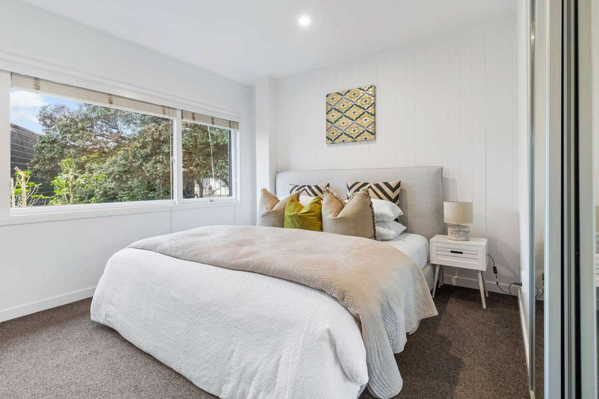 2/32B Ballarat Street_1