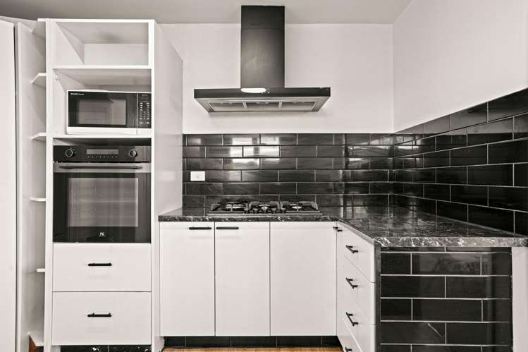 1/43 Northcote Road_4